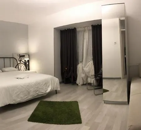 Apartment No 12 *